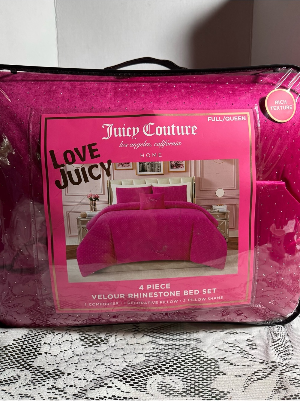 Juicy Couture Full/Queen Pink Velour Rhinestone 4 Pcs Comforter Sham Pillow Set